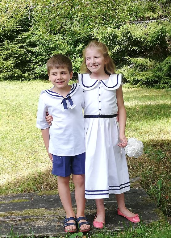 Les enfants d'honneur de Fifi au jardin Mariages_i212345