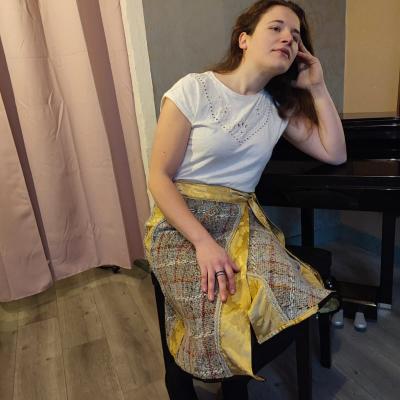 Pantalon veste rose facon chanel fifi au jardin i9