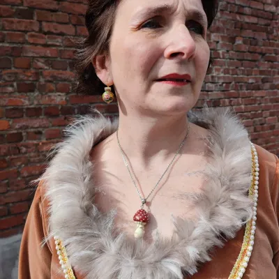 Robe isabeau et ceinture tenue medievale costume historique fait main fifi au jardin i7