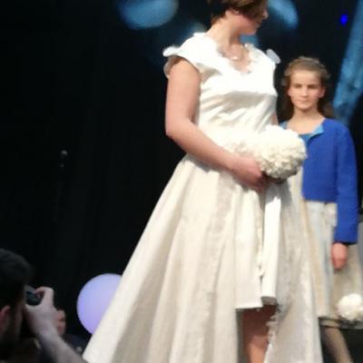 Robe Les Créations _Les Mariées de Fifi au jardin_ robe et traîne _i91