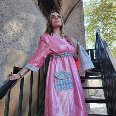 Robe rose lycra et laine recycles forme empire collection deuxieme vie fifi au jardin i24